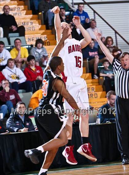 Thumbnail 1 in Mechanicville vs. Tuckahoe (NYSPHSAA Class C Semifinal) photogallery.