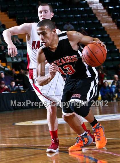 Thumbnail 1 in Mechanicville vs. Tuckahoe (NYSPHSAA Class C Semifinal) photogallery.