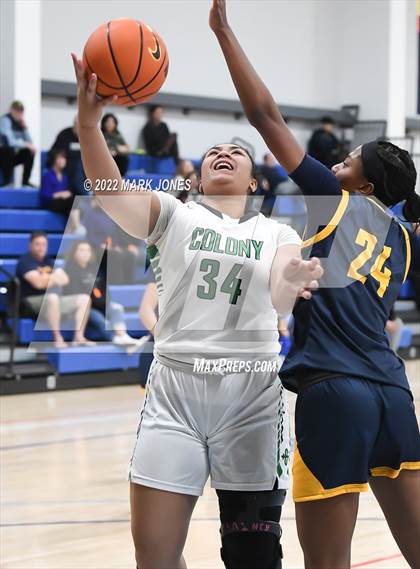 Thumbnail 3 in Phoenix Country Day vs. Colony (Nike Tournament of Champions) photogallery.