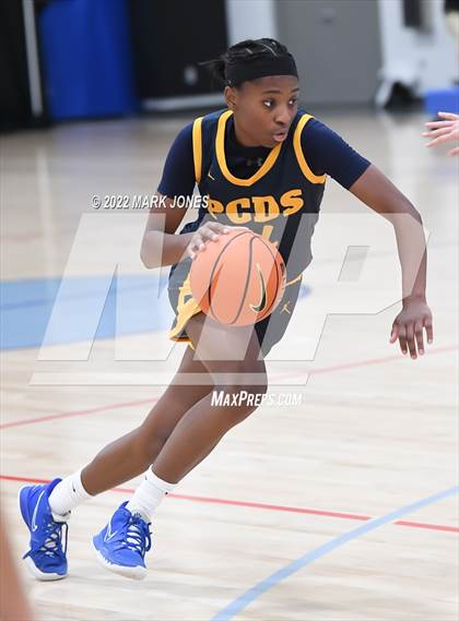 Thumbnail 3 in Phoenix Country Day vs. Colony (Nike Tournament of Champions) photogallery.