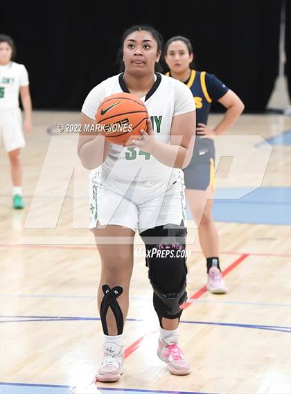 Thumbnail 1 in Phoenix Country Day vs. Colony (Nike Tournament of Champions) photogallery.