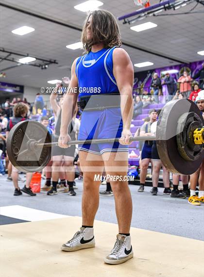 Thumbnail 3 in Hallsville Invitational photogallery.