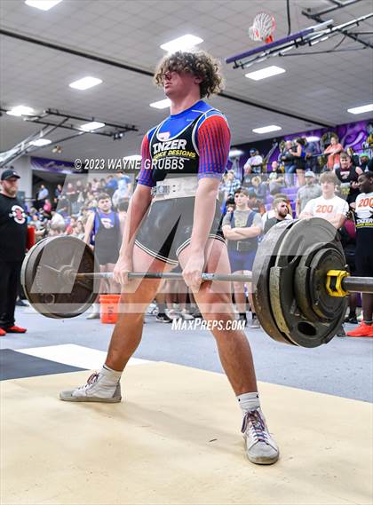 Thumbnail 2 in Hallsville Invitational photogallery.