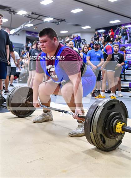 Thumbnail 3 in Hallsville Invitational photogallery.
