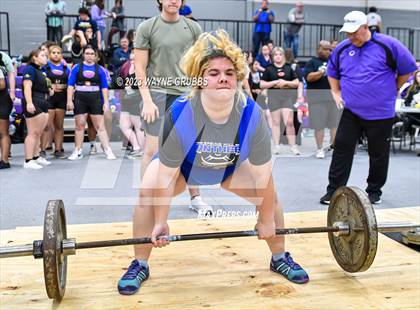 Thumbnail 1 in Hallsville Invitational photogallery.