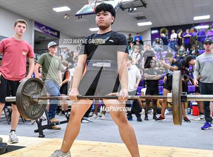 Thumbnail 3 in Hallsville Invitational photogallery.