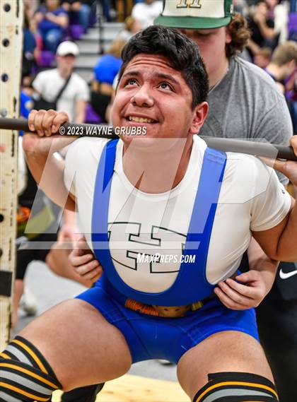 Thumbnail 2 in Hallsville Invitational photogallery.