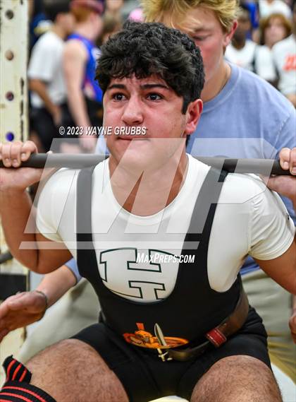 Thumbnail 2 in Hallsville Invitational photogallery.