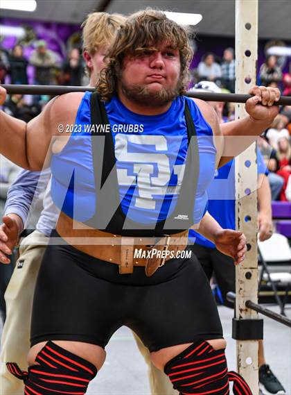Thumbnail 1 in Hallsville Invitational photogallery.