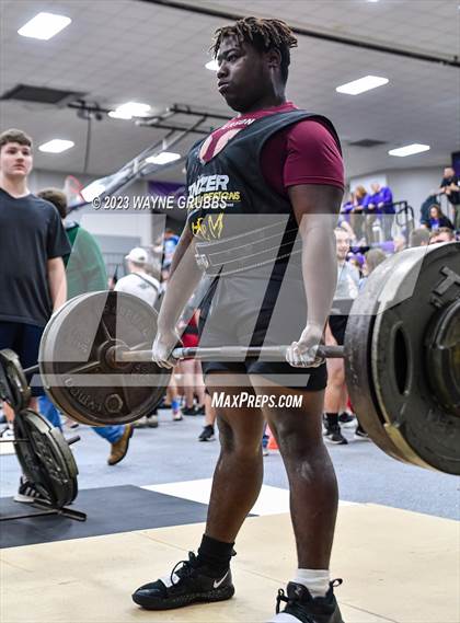 Thumbnail 1 in Hallsville Invitational photogallery.
