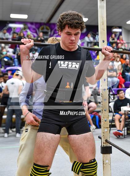 Thumbnail 3 in Hallsville Invitational photogallery.