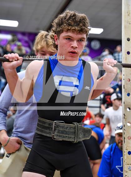 Thumbnail 1 in Hallsville Invitational photogallery.