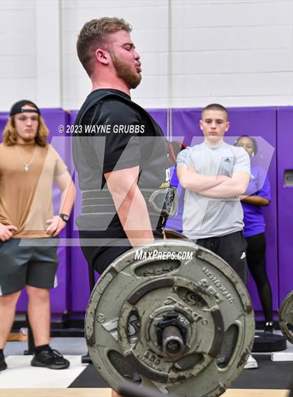 Thumbnail 3 in Hallsville Invitational photogallery.