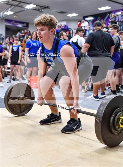 Thumbnail 2 in Hallsville Invitational photogallery.