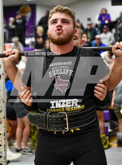 Thumbnail 1 in Hallsville Invitational photogallery.