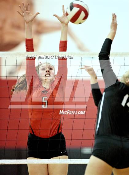 Thumbnail 3 in Liberty vs. Lake Dallas photogallery.