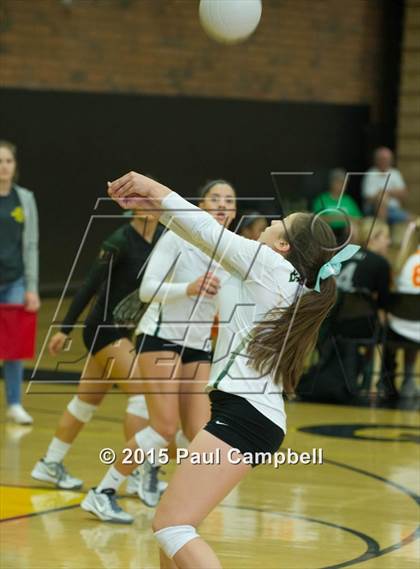 Thumbnail 3 in Basha vs Gilbert (Gilbert Invitational) photogallery.