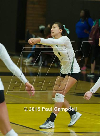 Thumbnail 2 in Basha vs Gilbert (Gilbert Invitational) photogallery.