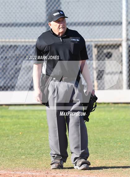 Thumbnail 2 in Mead vs. McMinnville  (Coach Bob Invitational) photogallery.
