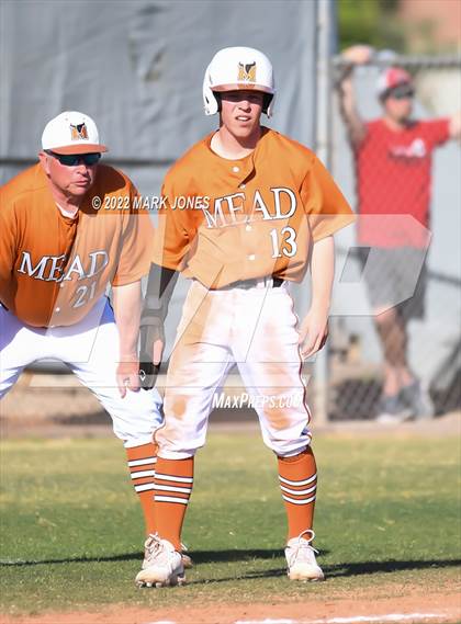 Thumbnail 1 in Mead vs. McMinnville  (Coach Bob Invitational) photogallery.