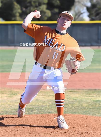 Thumbnail 1 in Mead vs. McMinnville  (Coach Bob Invitational) photogallery.