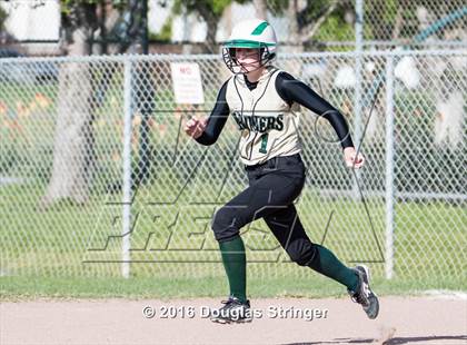 Thumbnail 2 in Moreau Catholic @ James Logan photogallery.