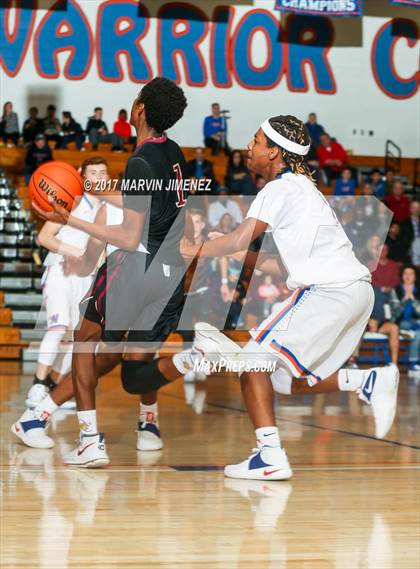 Thumbnail 1 in Oaks Christian @ Westlake photogallery.