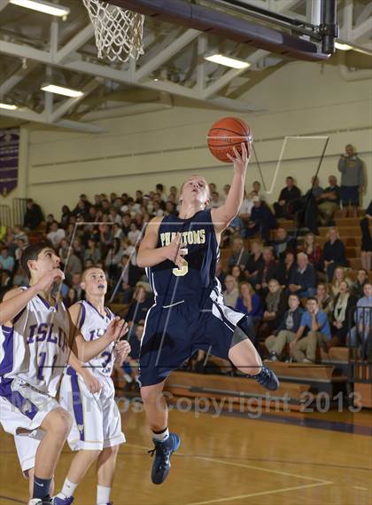 Thumbnail 2 in Islip vs Bayport-Bluepoint (Islip Holiday Tornament) photogallery.