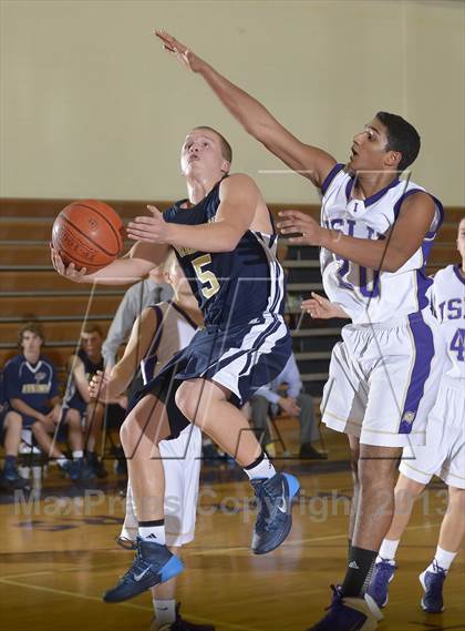 Thumbnail 2 in Islip vs Bayport-Bluepoint (Islip Holiday Tornament) photogallery.
