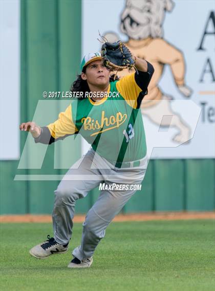 Thumbnail 2 in Lago Vista @ Bishop (UIL 3A Regional Semifinal) photogallery.