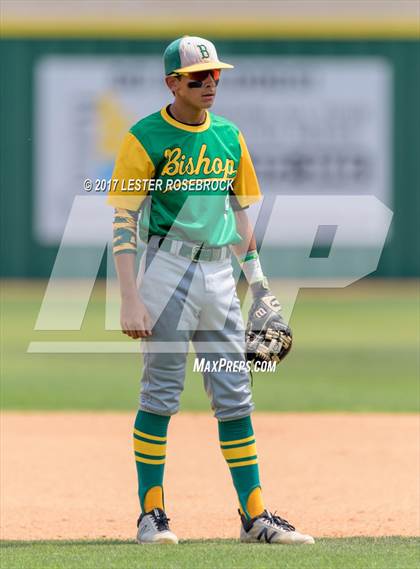 Thumbnail 2 in Lago Vista @ Bishop (UIL 3A Regional Semifinal) photogallery.