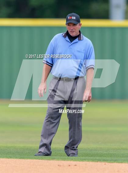 Thumbnail 2 in Lago Vista @ Bishop (UIL 3A Regional Semifinal) photogallery.