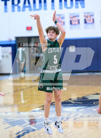Thumbnail 2 in Canton Central Catholic @ Louisville photogallery.