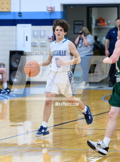 Thumbnail 3 in Canton Central Catholic @ Louisville photogallery.