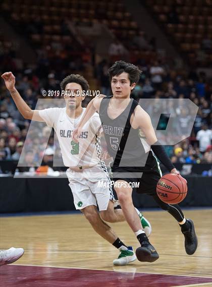 Thumbnail 1 in Overland vs. ThunderRidge (CHSAA 5A Great 8) photogallery.