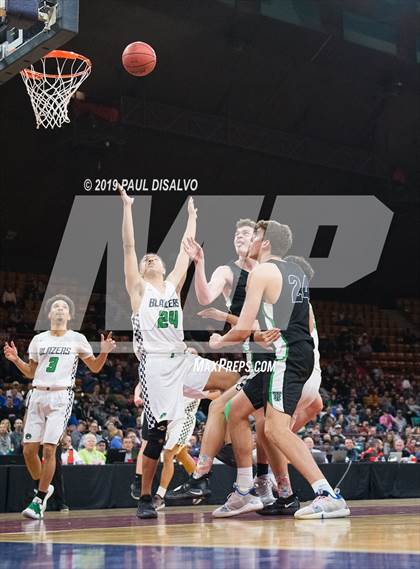 Thumbnail 3 in Overland vs. ThunderRidge (CHSAA 5A Great 8) photogallery.