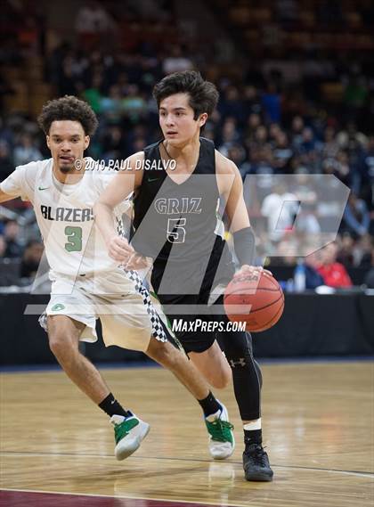 Thumbnail 2 in Overland vs. ThunderRidge (CHSAA 5A Great 8) photogallery.