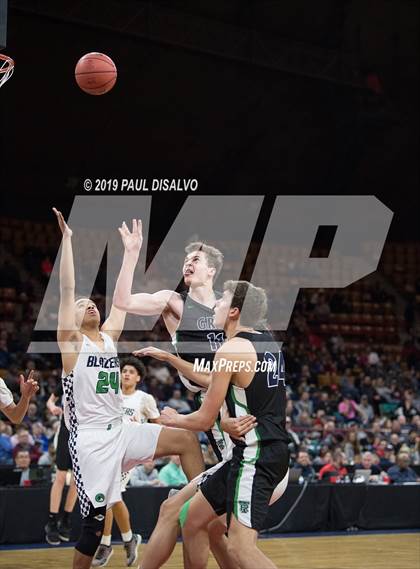 Thumbnail 2 in Overland vs. ThunderRidge (CHSAA 5A Great 8) photogallery.