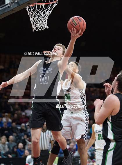 Thumbnail 2 in Overland vs. ThunderRidge (CHSAA 5A Great 8) photogallery.