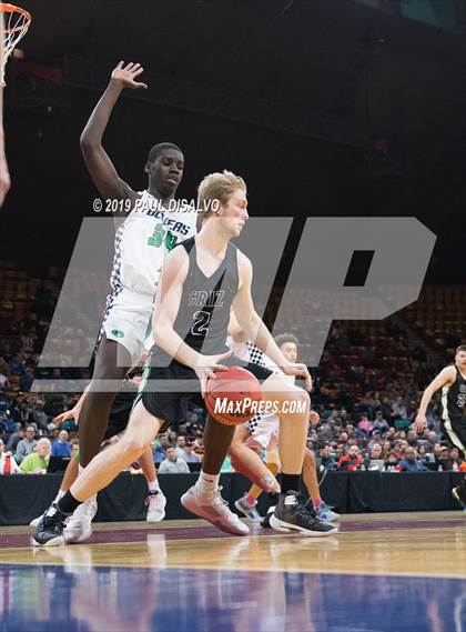 Thumbnail 2 in Overland vs. ThunderRidge (CHSAA 5A Great 8) photogallery.