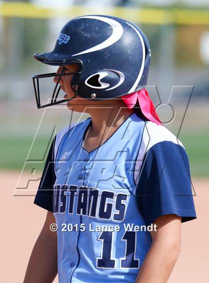 Thumbnail 2 in Ralston Valley vs. Fossil Ridge photogallery.