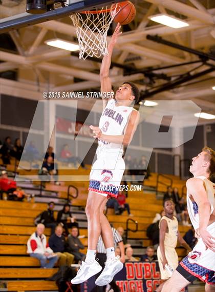 Thumbnail 3 in Dublin vs. Concord (Don Nelson Classic) photogallery.
