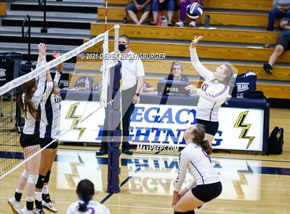 Thumbnail 2 in Arvada West @ Legacy photogallery.