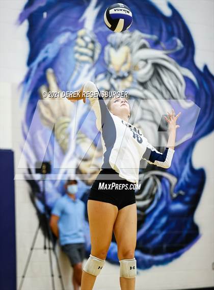 Thumbnail 3 in Arvada West @ Legacy photogallery.