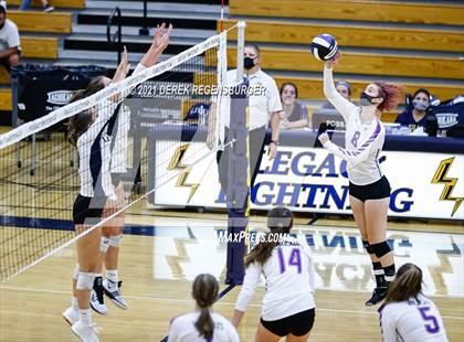 Thumbnail 1 in Arvada West @ Legacy photogallery.