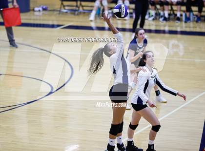 Thumbnail 3 in Arvada West @ Legacy photogallery.
