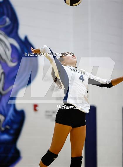 Thumbnail 3 in Arvada West @ Legacy photogallery.