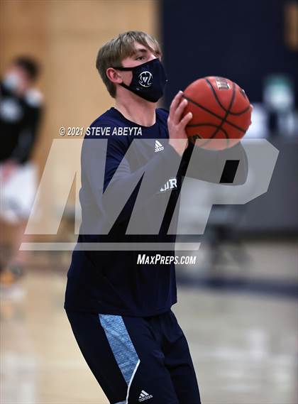 Thumbnail 2 in Valor Christian @ Columbine photogallery.