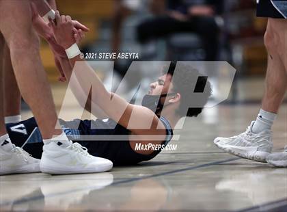 Thumbnail 3 in Valor Christian @ Columbine photogallery.