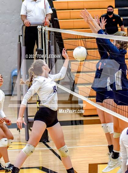 Thumbnail 2 in Olathe East @ Shawnee Mission West photogallery.